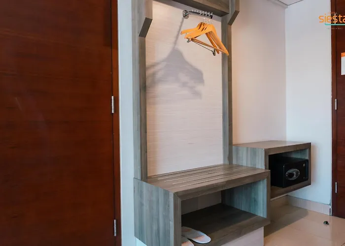 Siesta Hotel